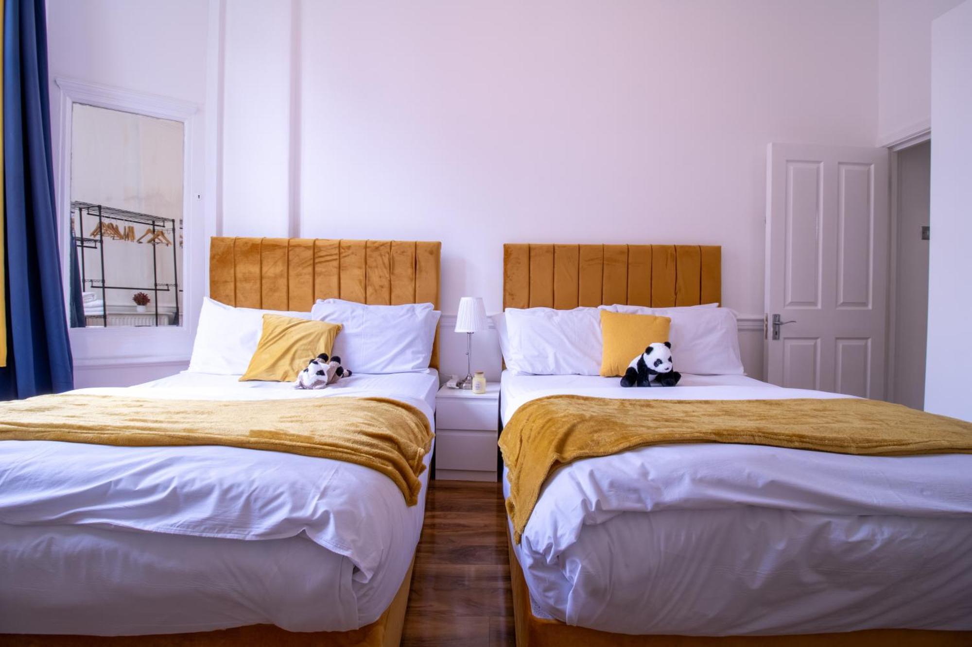 Luxurious Apartments On Oxford Street London Exterior foto