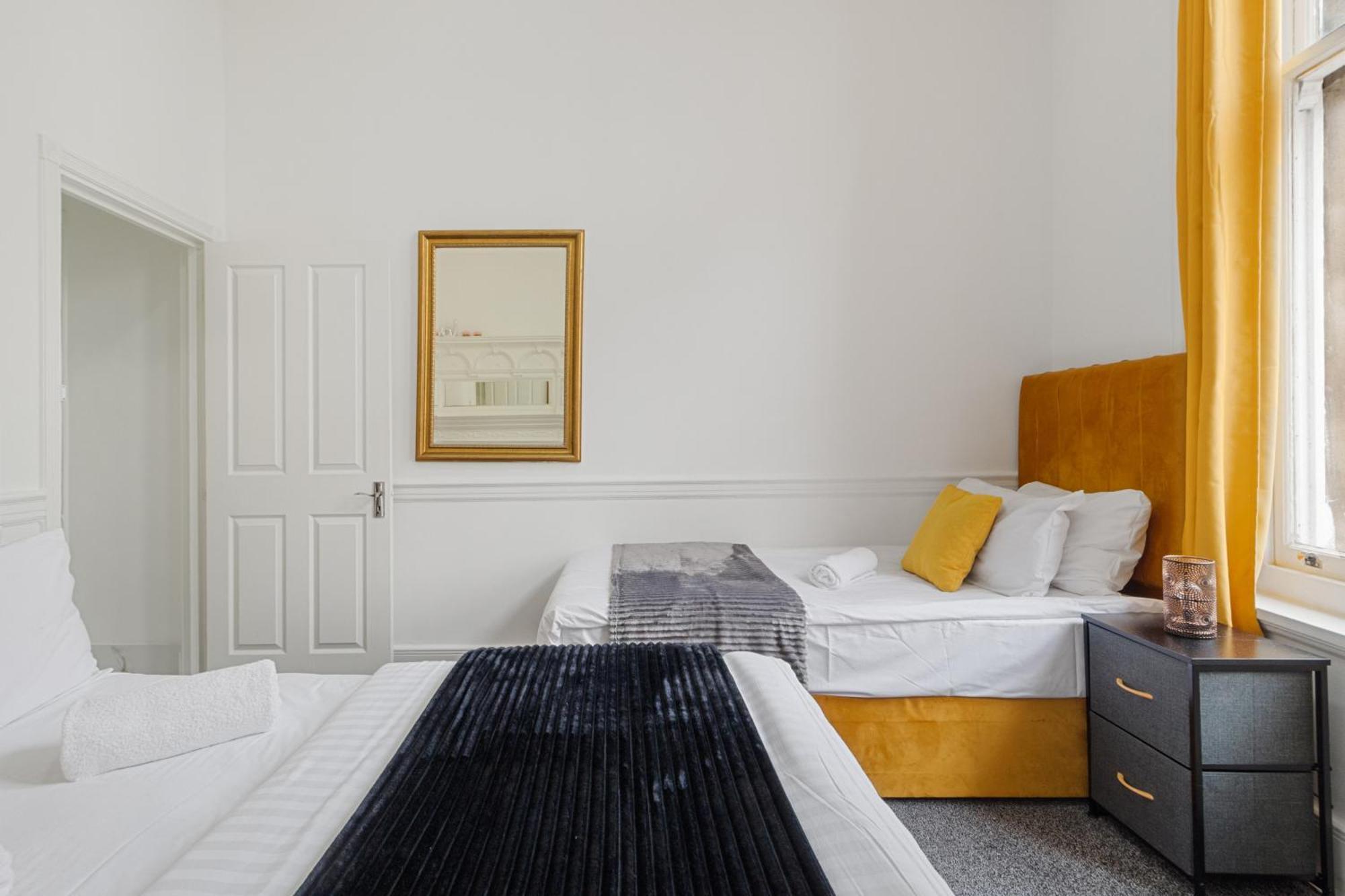 Luxurious Apartments On Oxford Street London Exterior foto