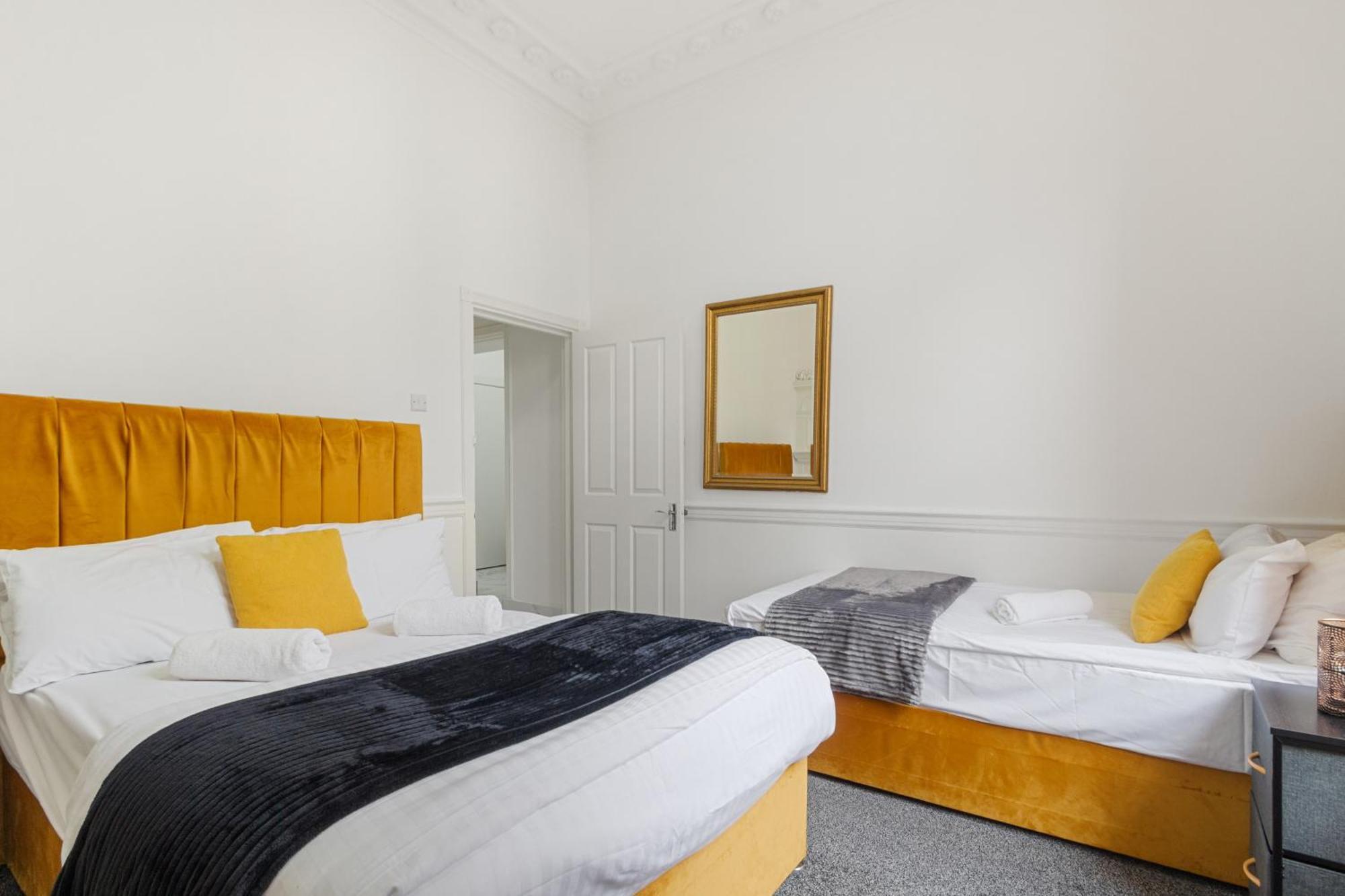 Luxurious Apartments On Oxford Street London Exterior foto