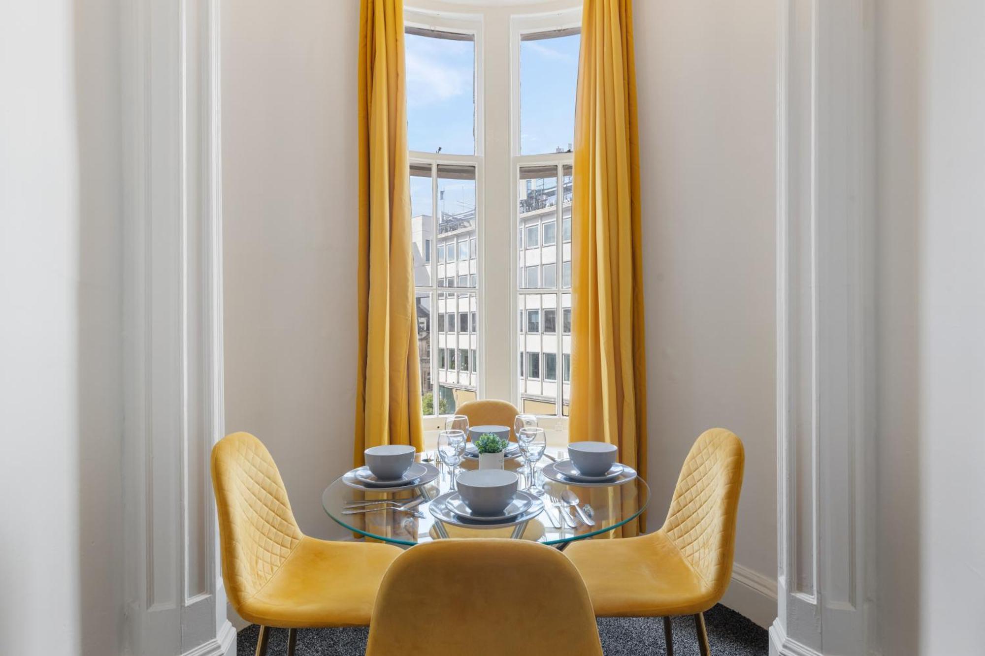 Luxurious Apartments On Oxford Street London Exterior foto