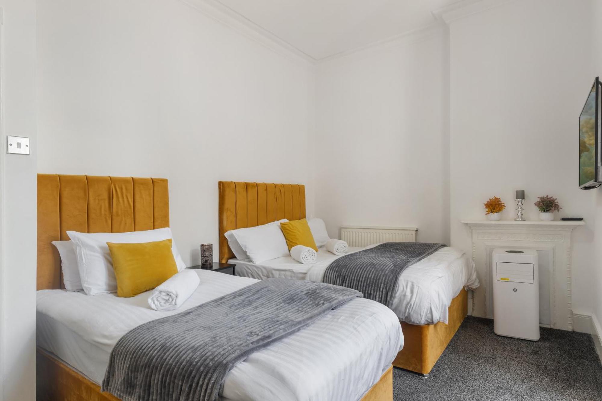 Luxurious Apartments On Oxford Street London Exterior foto