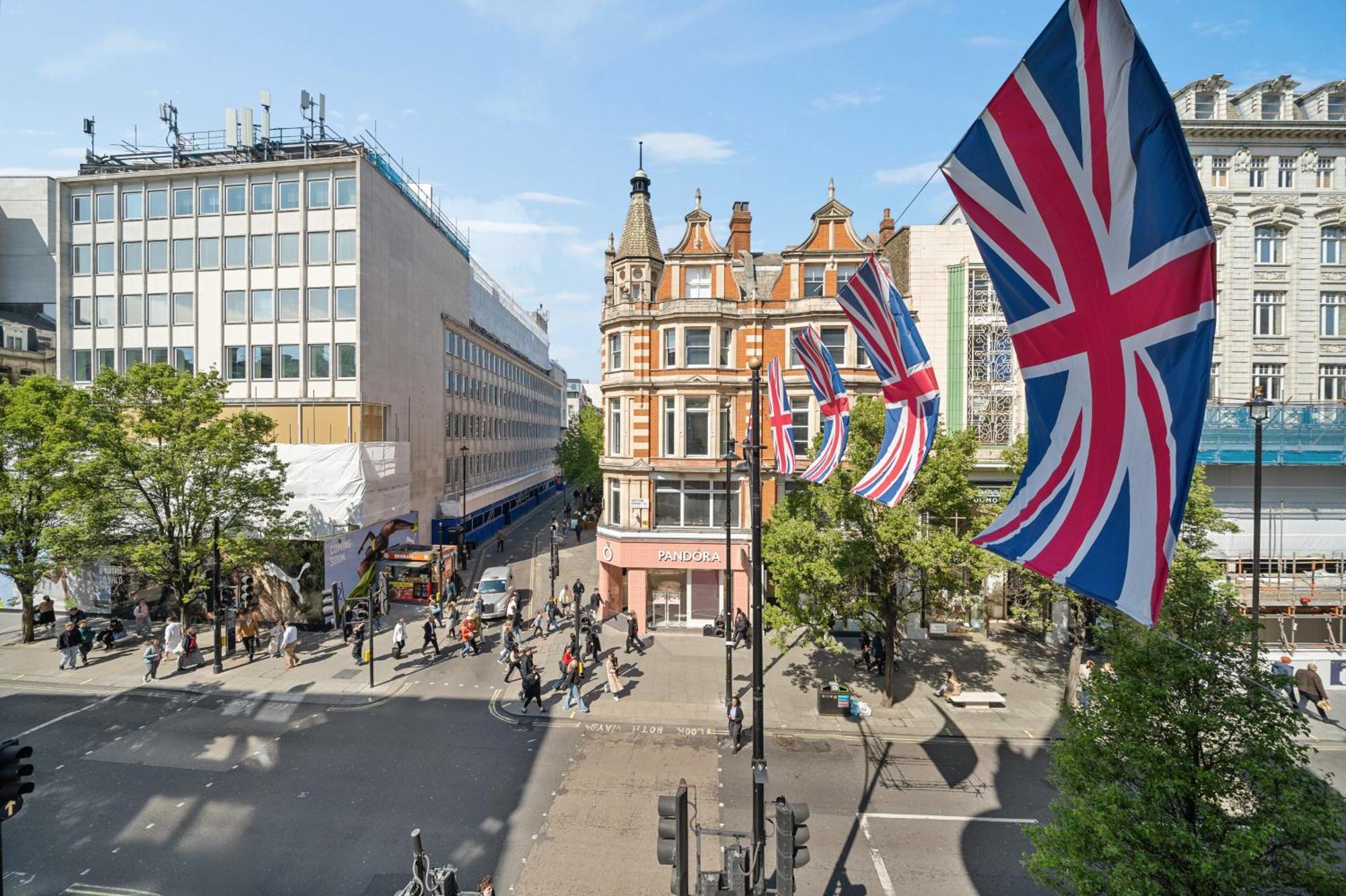 Luxurious Apartments On Oxford Street London Exterior foto